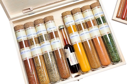 8 druhů koření a chilli extrakt Carolina